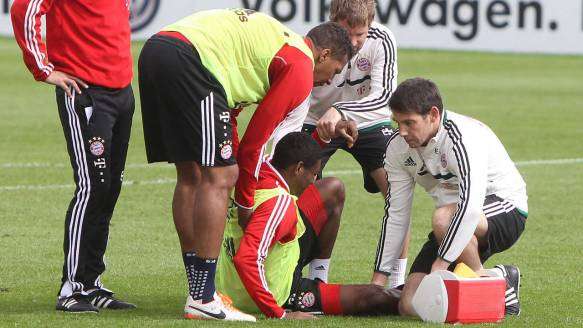 مدافع بايرن ميونيخ الابا تعرض للاصابة في الركبة في التدريب الاخير لبايرن بقطر