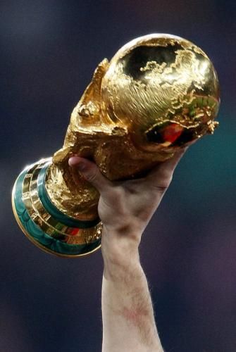 2010-07-11t221831z_01_wcf838_rtridsp_3_soccer-world_reuters