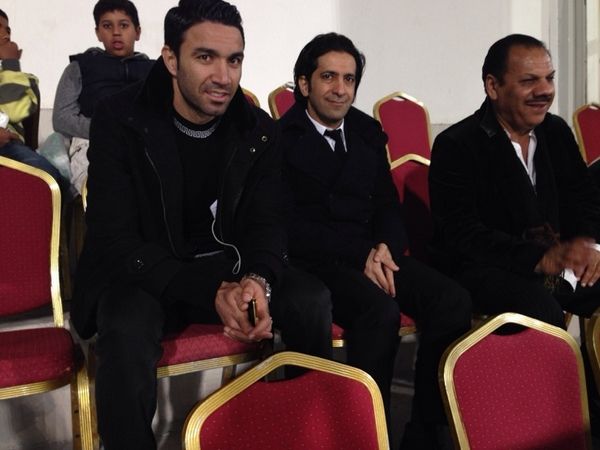  نيكونام حضر اليوم في مدرجات الكويت 