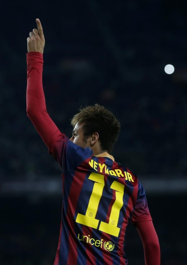 2013-12-14t210809z_1583352181_gm1e9cf0dy301_rtrmadp_3_soccer-spain_reuters