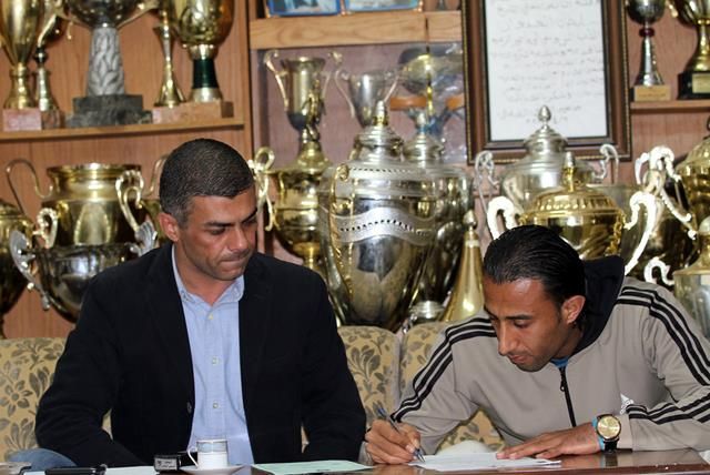 الخوالدة يوقع بحضور العدوان