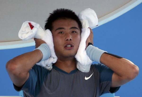 الطقس الحار يثير شكوى وجدل