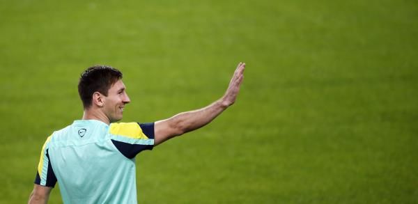 2013-10-25t182740z_172560415_gm1e9aq06pc01_rtrmadp_3_soccer-spain-clasico_reuters