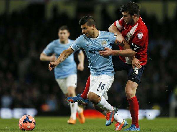 2014-01-15t220907z_856851155_gm1ea1g0h0001_rtrmadp_3_soccer-england-cup_reuters