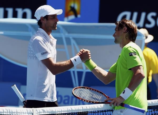 2014-01-17t042057z_1988043328_sr1ea1h0c2k0q_rtrmadp_3_tennis-open_reuters