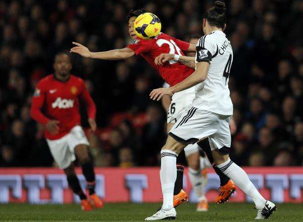 2014-01-11t180718z_1744915199_gm1ea1c05tl01_rtrmadp_3_soccer-england_reuters