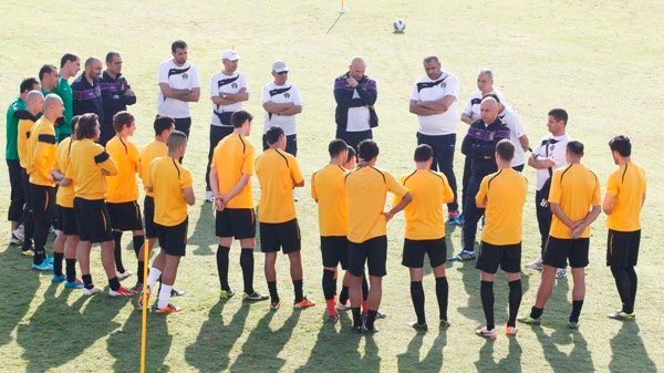 منتخب الأردن في تدريبه بدبي