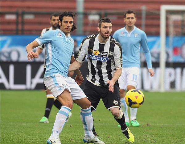 أودينيزي فشل في الحفاظ على تقدمه