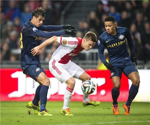 لقطة من المباراة