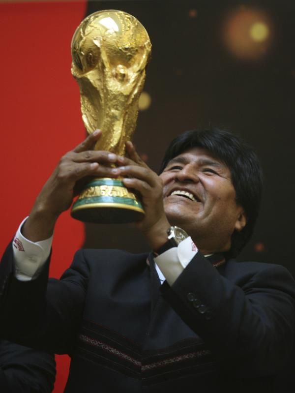 2014-01-20t220830z_1048605532_gm1ea1l0gyz01_rtrmadp_3_soccer-world_reuters