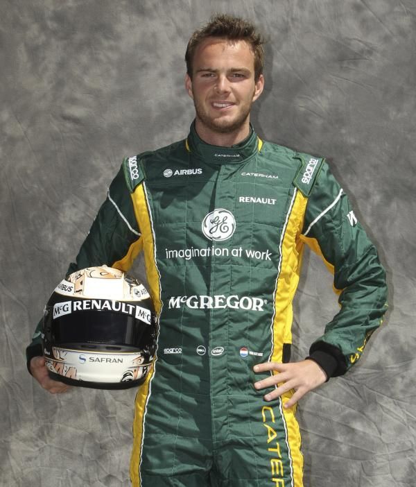2013-03-14t060555z_952626169_gm1e93e133i01_rtrmadp_3_motor-racing_reuters
