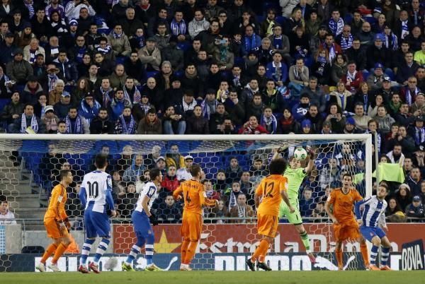 2014-01-21t212248z_1488147487_gm1ea1m0evn01_rtrmadp_3_soccer_reuters