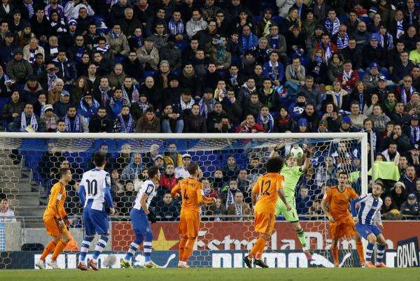 2014-01-21t212248z_1488147487_gm1ea1m0evn01_rtrmadp_3_soccer_reuters