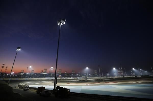 2013-11-30t180702z_539242659_gm1e9c105le01_rtrmadp_3_motor-racing-bahrain_reuters