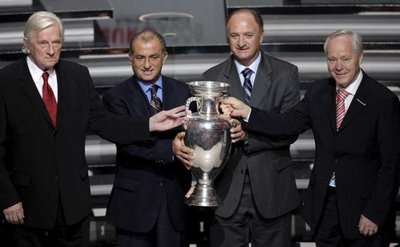 مدربي منتخبات المجموعة الأولى