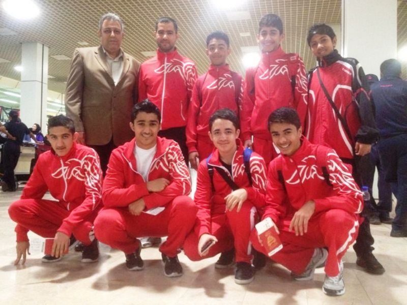 وفد المنتخب البحريني قبيل مغادرته لكوريا