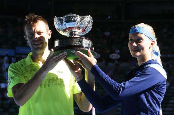 2014-01-26t071002z_1770758003_gm1ea1q15su01_rtrmadp_3_tennis-open_reuters