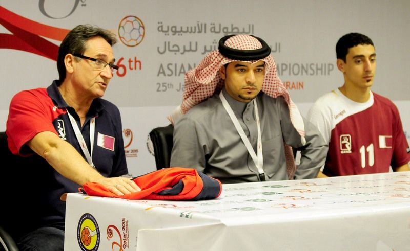 مدرب المنتخب القطري خلال المؤتمر الصحفي