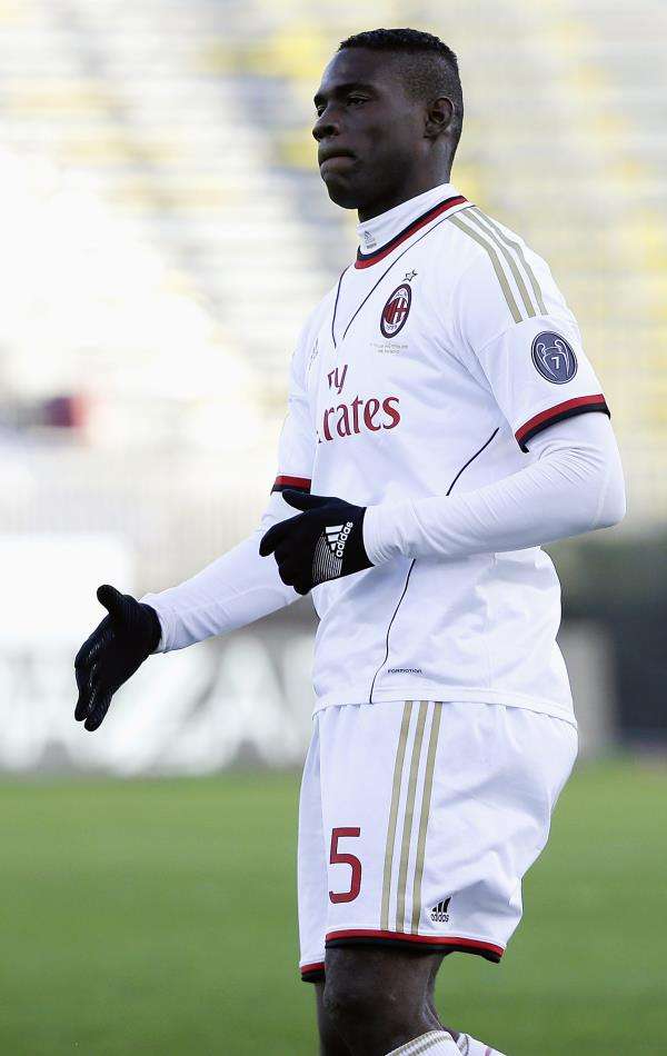 2014-01-26t161610z_1911550105_gm1ea1r00ol01_rtrmadp_3_soccer-italy_reuters