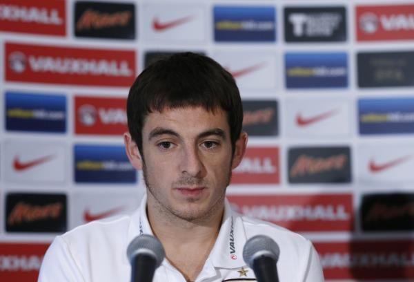 2013-10-13t140824z_564945181_lm1e9ad138701_rtrmadp_3_britain_reuters