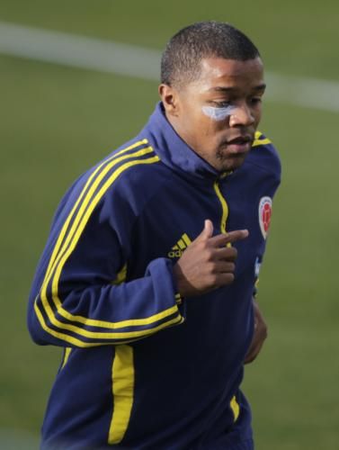 2012-06-06t225210z_01_jwv01_rtridsp_3_soccer-world_reuters