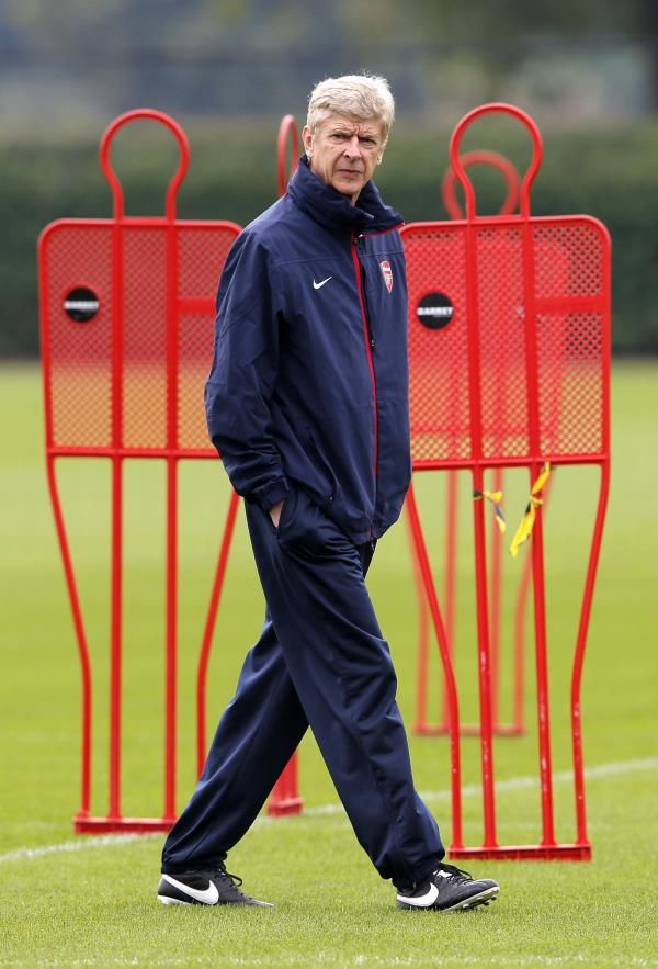 2013-09-30t110516z_1823875049_gm1e99u1gxu01_rtrmadp_3_soccer-champions-arsenal_reuters