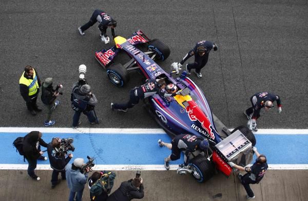 2014-01-29t121042z_647411430_gm1ea1t1jq701_rtrmadp_3_motor-racing-points_reuters