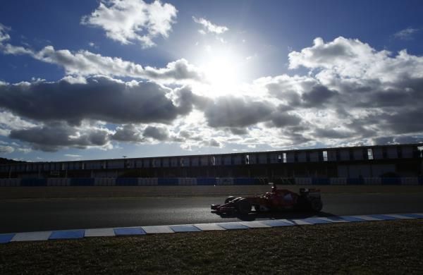 2014-01-29t171206z_512994660_gm1ea1u039x01_rtrmadp_3_motor-racing-points_reuters
