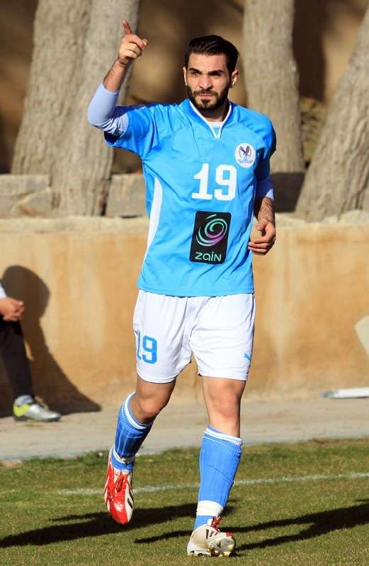 السوري هاني الطيار بعد تسجيله هدفا المباراة الوحيد 