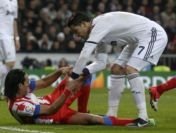 2012-12-01t223407z_199489079_gm1e8c20i6l01_rtrmadp_3_soccer-spain_reuters