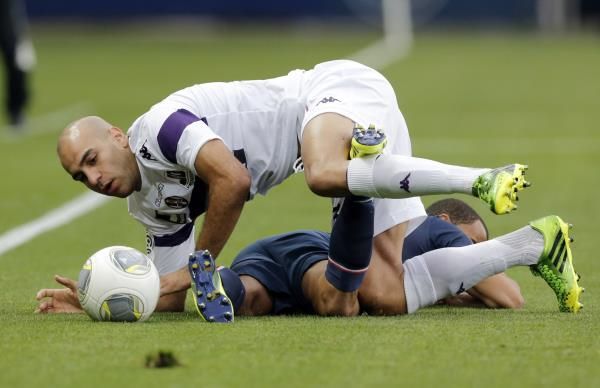 2013-09-28t154955z_1312971537_gm1e99s1u5701_rtrmadp_3_soccer-france_reuters