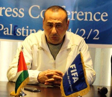 حسن حسين مدرب فريق الظاهرية