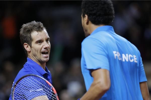 2014-02-01t153952z_739365330_gm1ea211tom01_rtrmadp_3_tennis-davis_reuters