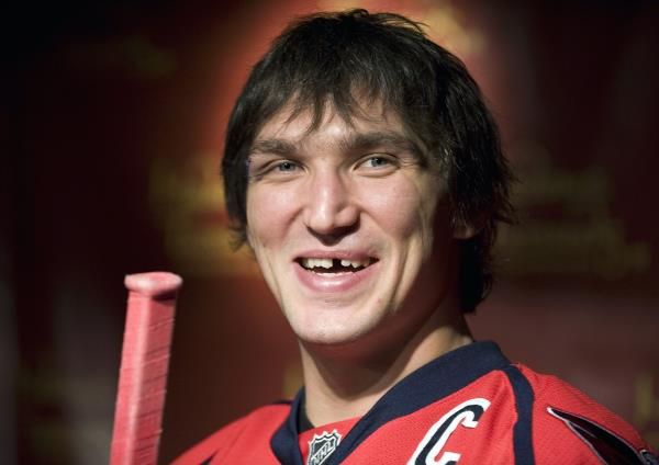 الروسي أليكس اوفيشكين