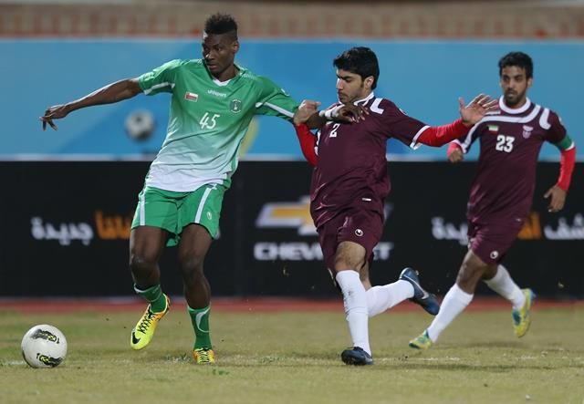  من مباراة فريق النهضه العماني وفريق النصر الكويتي - تصوير : عادل النعيمي