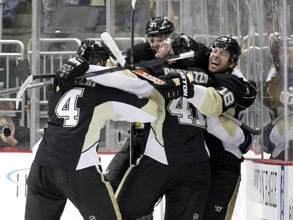 2014-02-04t030611z_840903035_nocid_rtrmadp_3_nhl-ottawa-senators-at-pittsburgh-penguins_reuters