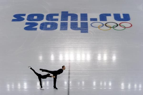 2014-02-04t062633z_1123472603_gm1ea2413u501_rtrmadp_3_olympics-figureskating_reuters