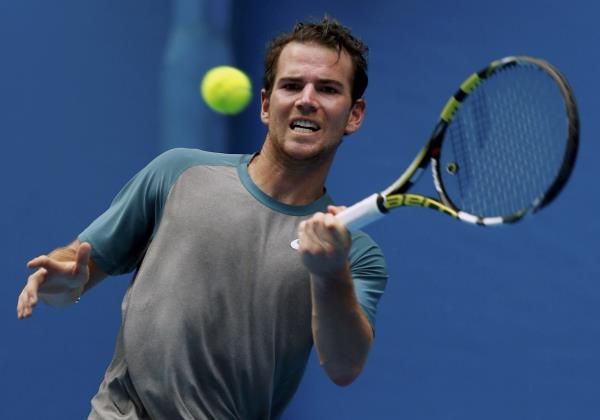 2014-01-15t045554z_124993622_sr1ea1f0dot4x_rtrmadp_3_tennis-open_reuters