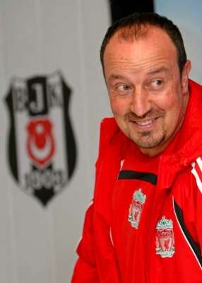 رافاييل بينيتيز سيعتمد على خبرة لاعبيه