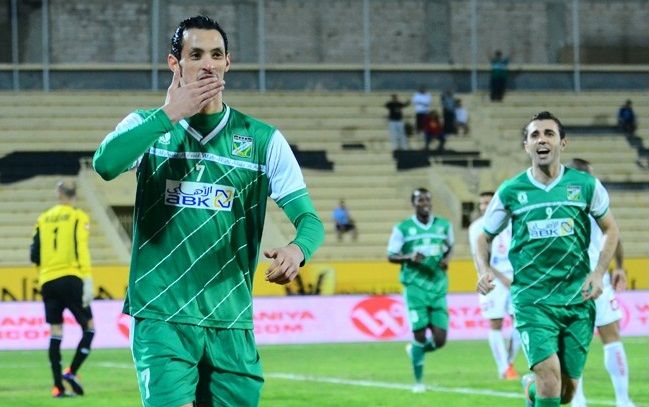 فهد الرشيدي يحتفل بهدفه