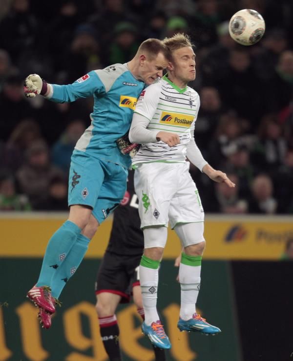 2014-02-07t195030z_516243749_gm1ea280aly01_rtrmadp_3_soccer-germany_reuters