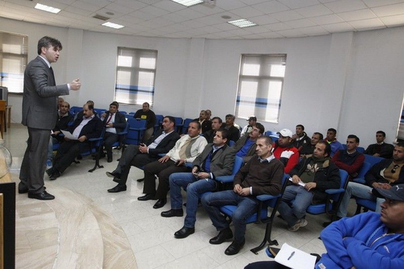 جانب من حفل القرعة  