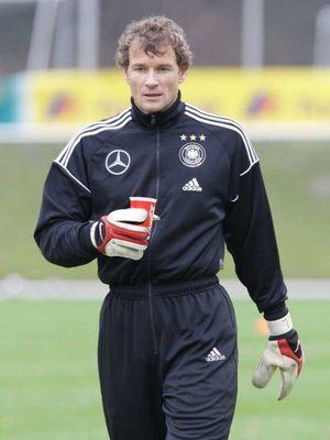 حارس مرمى آرسنال الانجليزي ينز ليمان 