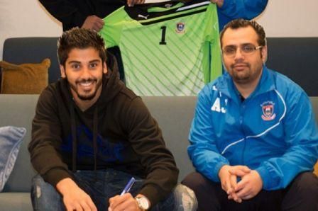  اشرف وحيد يوقع على عقده مع المنامة اليوم