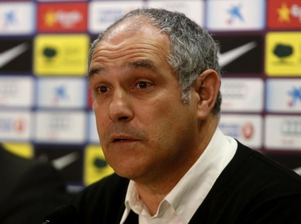 2012-12-19t195817z_1251689215_gm1e8ck0ayr01_rtrmadp_3_soccer-spain-vilanova_reuters
