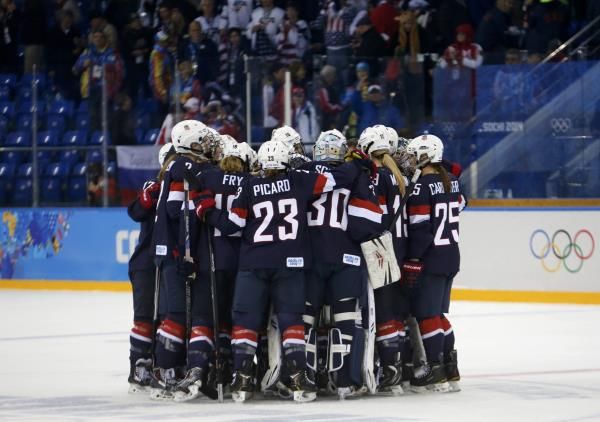 2014-02-17t151529z_1798274535_lr2ea2h16diaw_rtrmadp_3_olympics-icehockey_reuters