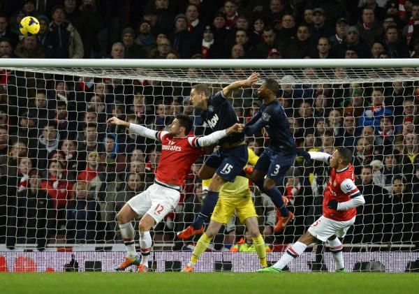 2014-02-12t215144z_709986926_gm1ea2d0g4k01_rtrmadp_3_soccer-england_reuters