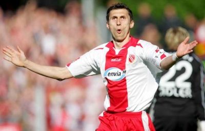 المهاجم الروماني سيرجي رادو نجم فريق فولفسبورج 