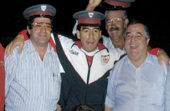 مارادونا دمر موهبته بنفسه بعد إدمانه للكحوليات والمخدرات 