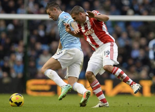 2014-02-22t160353z_1581097233_gm1ea2n001v01_rtrmadp_3_soccer-england_reuters